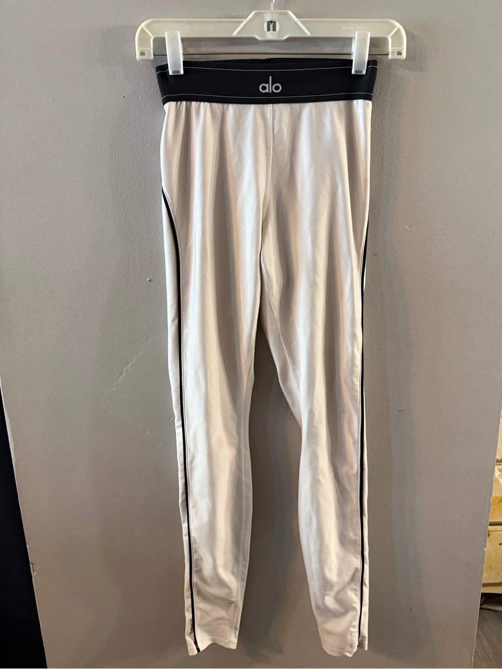 Alo Yoga Airbrush High-Waist Heart Throb Legging White/Black S Ags